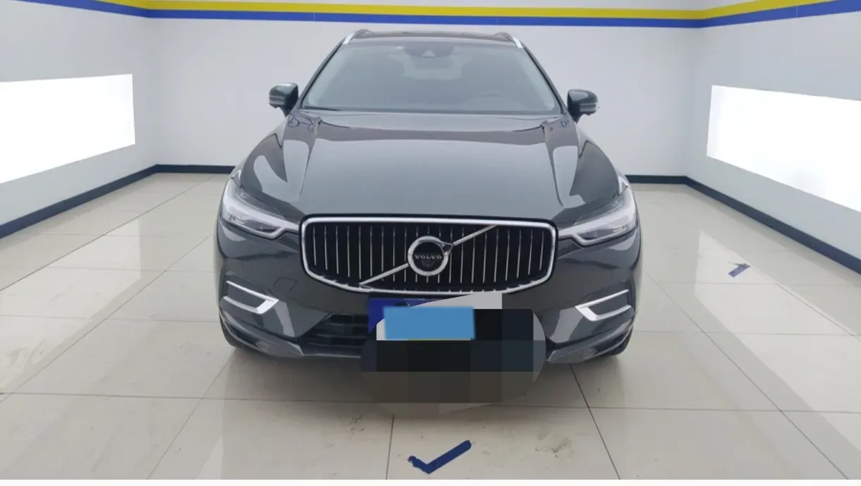 2020 Volvo XC60 2.0T 254HP L4 8AT,autocango,china used car exporter,china ev exporter,chinese used car exporter,chinese used ev exporter