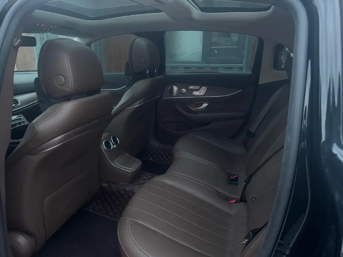 2022 Mercedes-Benz E Class 2.0T 258HP L4 9AT,autocango,china used car exporter,china ev exporter,chinese used car exporter,chinese used ev exporter