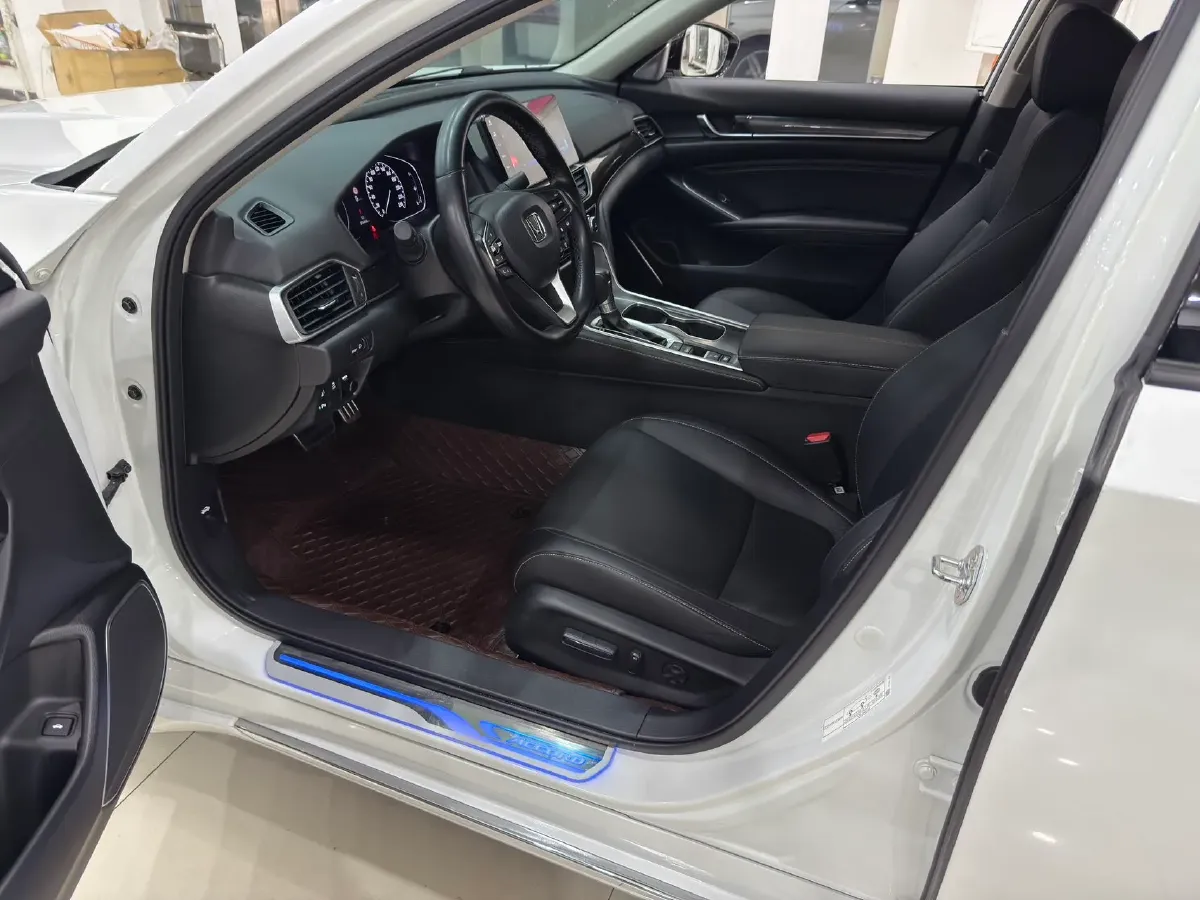2022 Honda Accord 1.5T 194HP L4 CVT,autocango,china used car exporter,china ev exporter,chinese used car exporter,chinese used ev exporter