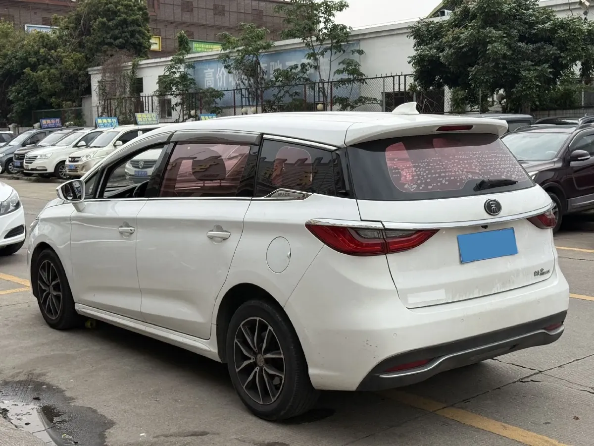 2017 BYD Song MAX 1.5T 154HP L4 6DCT,autocango,china used car exporter,china ev exporter,chinese used car exporter,chinese used ev exporter