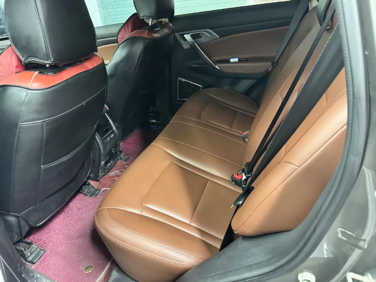 2021 Geely Azkarra 1.8T 184HP L4 7DCT,autocango,china used car exporter,china ev exporter,chinese used car exporter,chinese used ev exporter