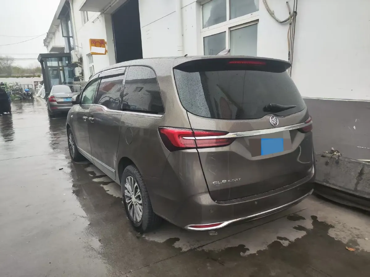 2021 Buick GL8 2.0T 237HP L4 9AT,autocango,china used car exporter,china ev exporter,chinese used car exporter,chinese used ev exporter