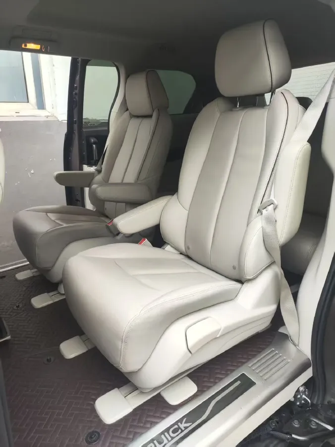 2021 Buick GL8 2.0T 237HP L4 9AT,autocango,china used car exporter,china ev exporter,chinese used car exporter,chinese used ev exporter