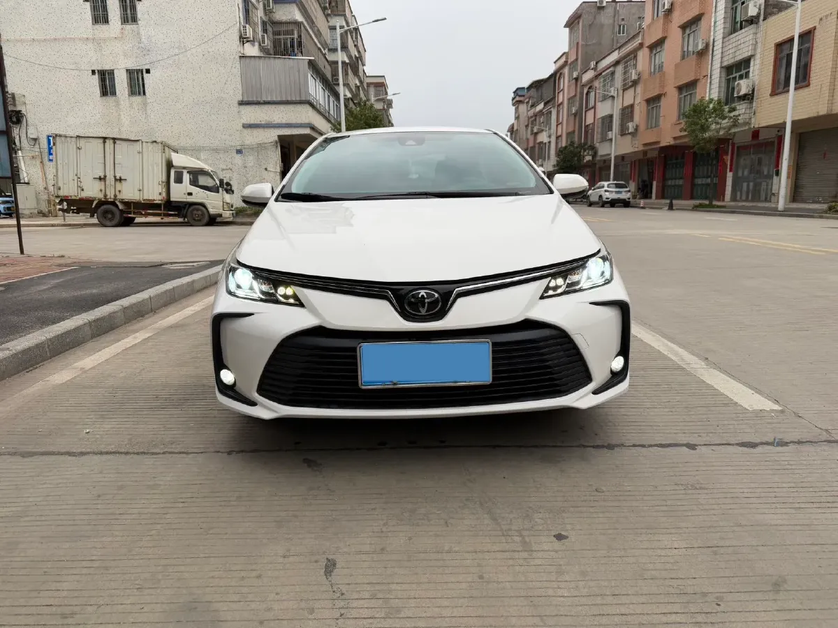2021 Toyota Corolla 1.2T 116HP L4 CVT,autocango,china used car exporter,china ev exporter,chinese used car exporter,chinese used ev exporter