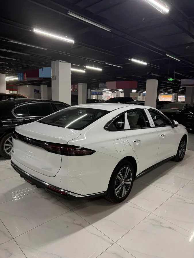 2025 Geely Galaxy A7 1.5L 112HP L4 1DHT PHEV,autocango,china used car exporter,china ev exporter,chinese used car exporter,chinese used ev exporter