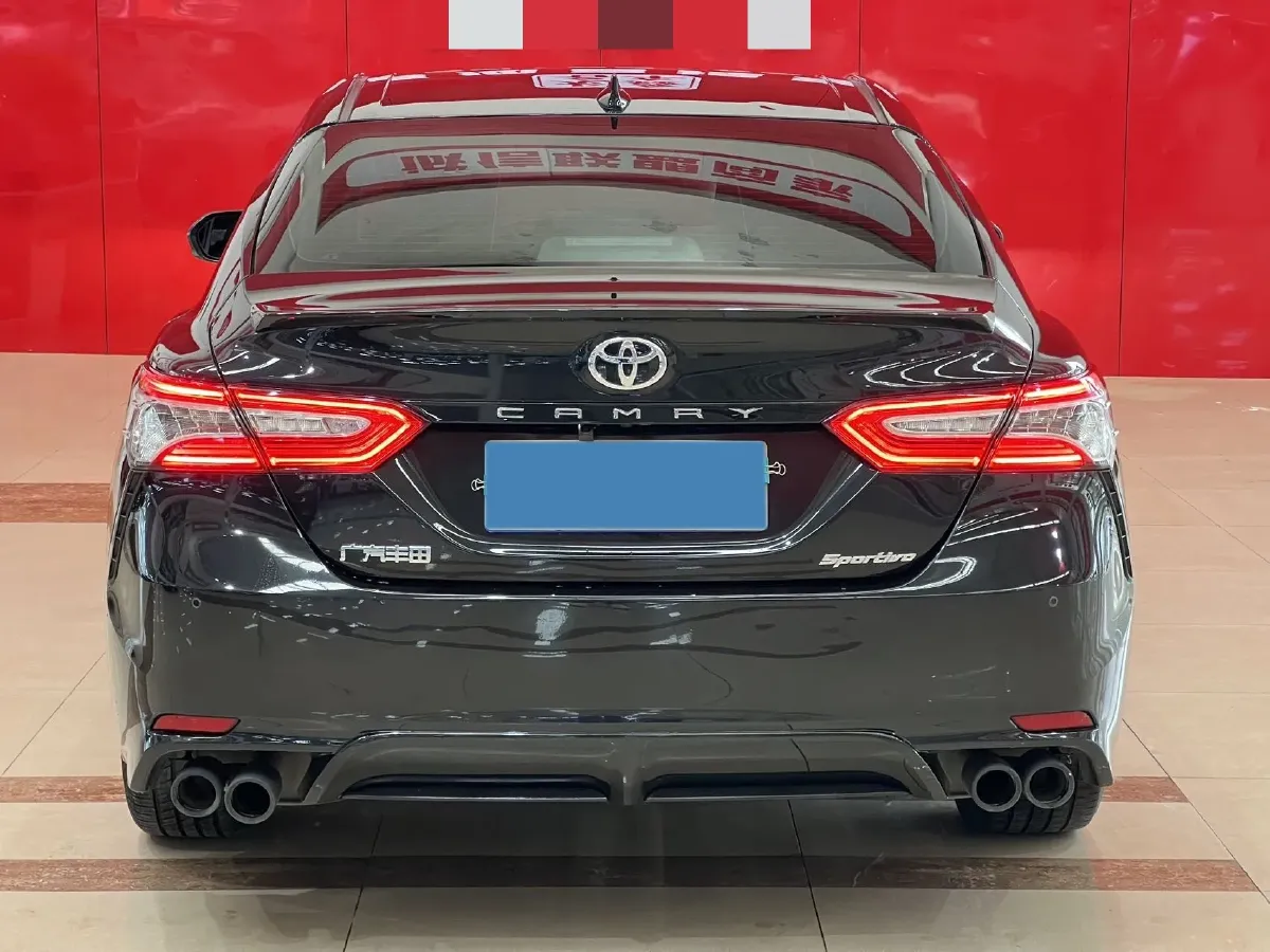 2021 Toyota Camry 2.5L 209HP L4 8AT,autocango,china used car exporter,china ev exporter,chinese used car exporter,chinese used ev exporter