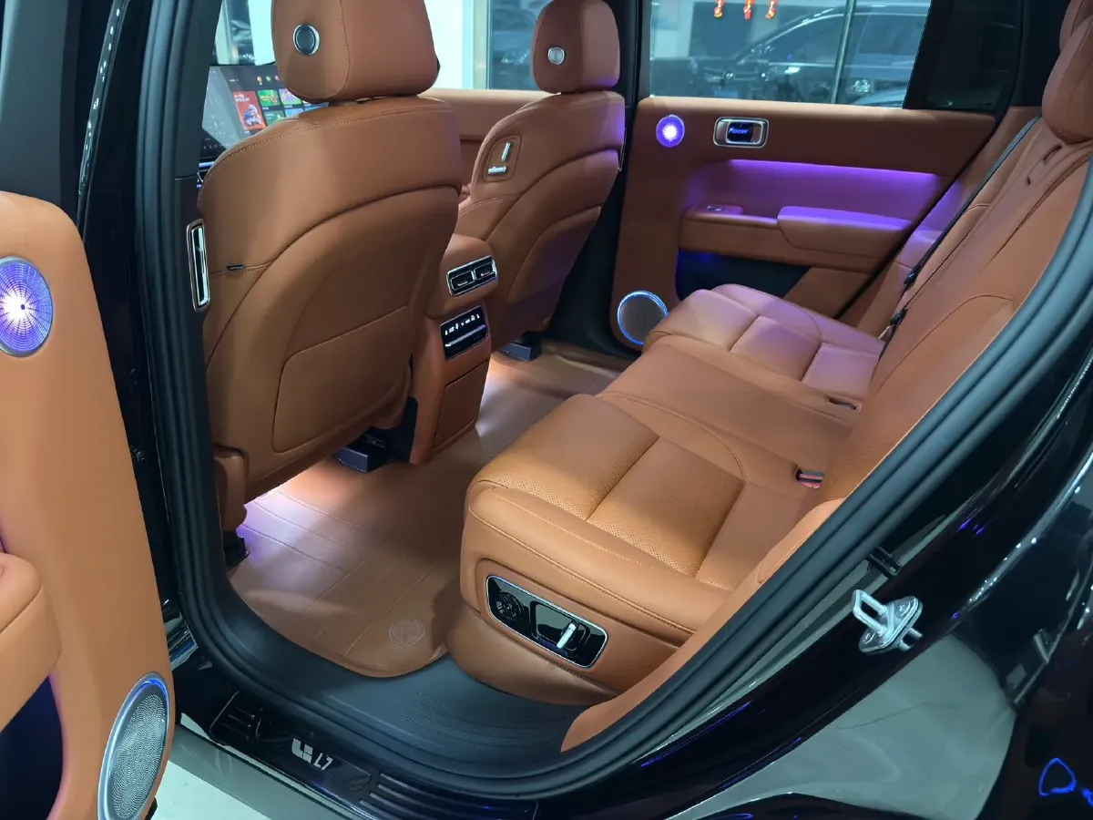 2023 Li L7 Range Extended 154HP REEV 40.9KWH,autocango,china used car exporter,china ev exporter,chinese used car exporter,chinese used ev exporter