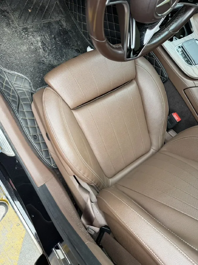 2022 Mercedes-Benz GLC Class 2.0T 258HP L4 9AT,autocango,china used car exporter,china ev exporter,chinese used car exporter,chinese used ev exporter