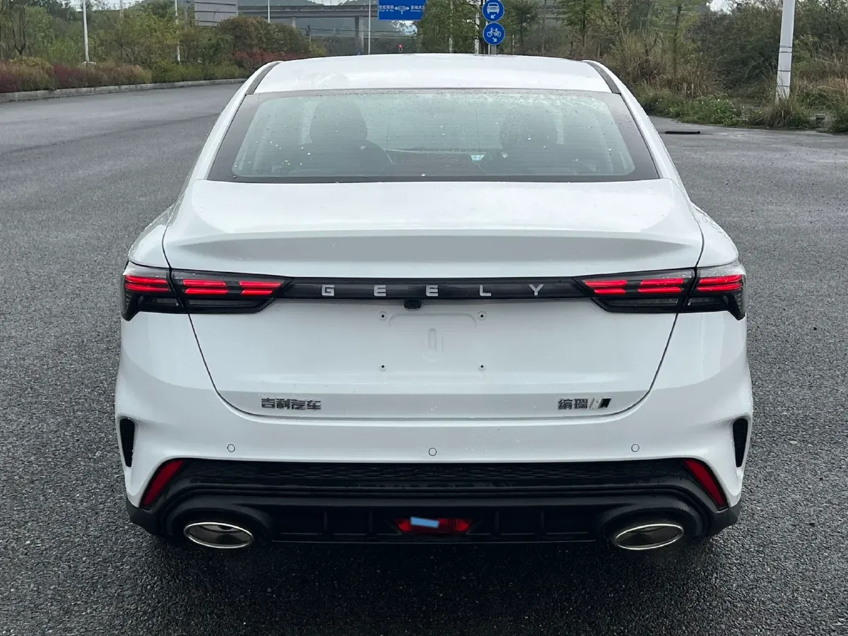 2024 Geely Binray 1.5T 181HP L4 7DCT,autocango,china used car exporter,china ev exporter,chinese used car exporter,chinese used ev exporter