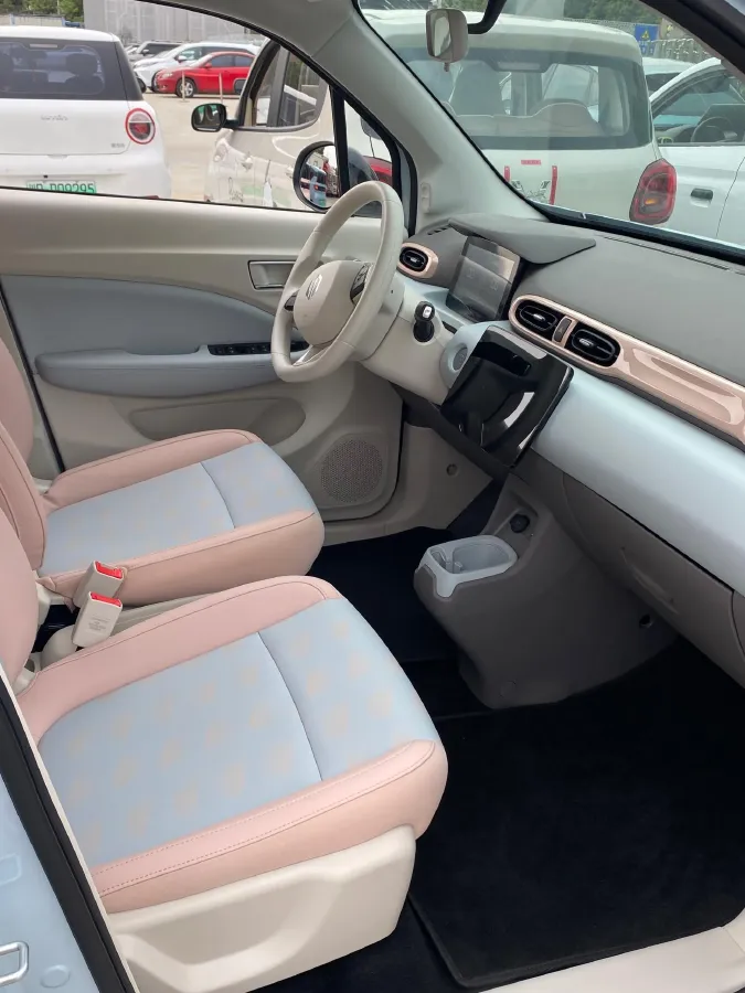 2025 Leapmotor T03 BEV 31.9KWH,autocango,china used car exporter,china ev exporter,chinese used car exporter,chinese used ev exporter