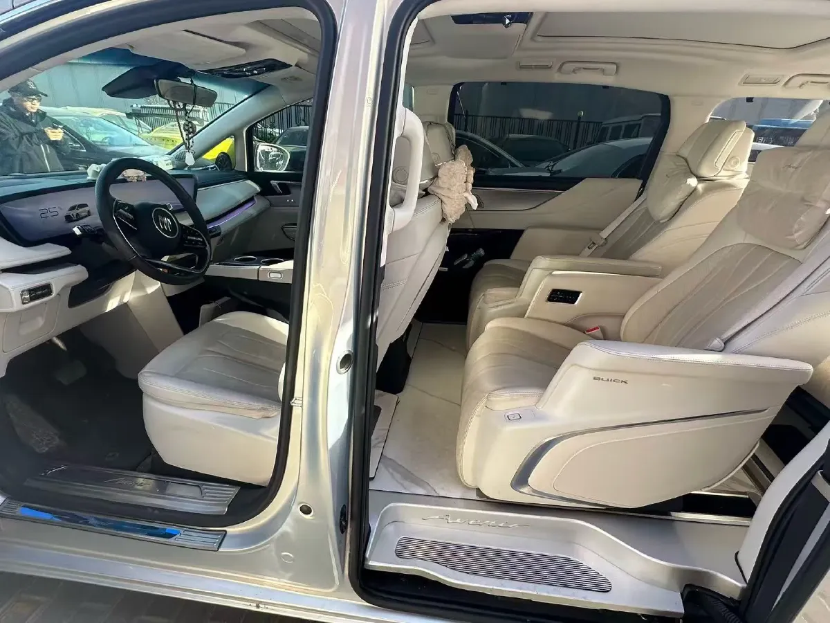 2024 Buick GL8 1.5T 180HP L4 2DHT PHEV 24.4KWH,autocango,china used car exporter,china ev exporter,chinese used car exporter,chinese used ev exporter