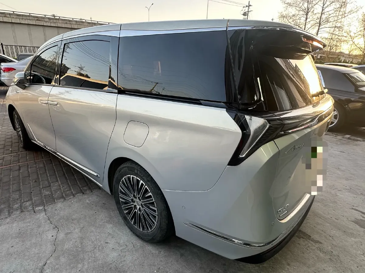 2024 Buick GL8 1.5T 180HP L4 2DHT PHEV 24.4KWH,autocango,china used car exporter,china ev exporter,chinese used car exporter,chinese used ev exporter