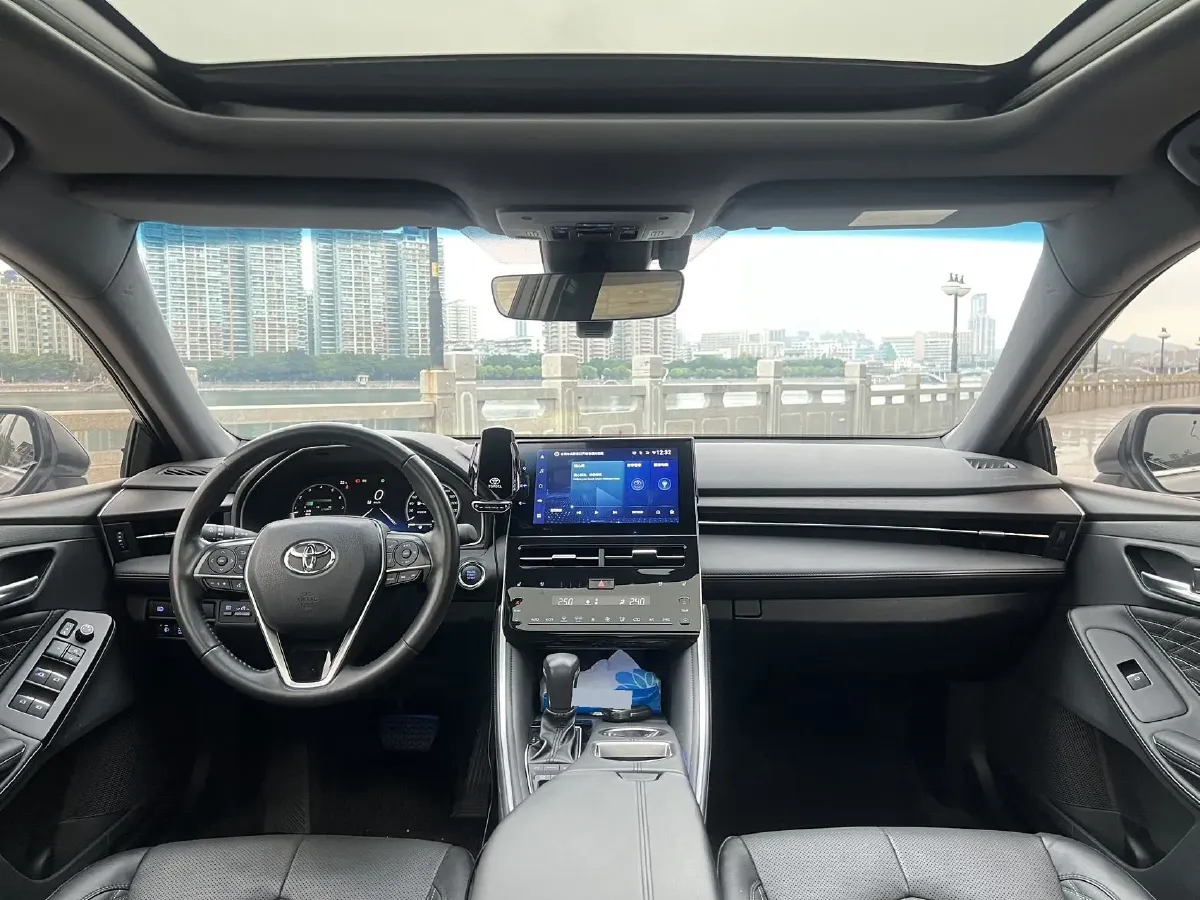 2023 Toyota Avalon 2.5L 207HP L4 8AT,autocango,china used car exporter,china ev exporter,chinese used car exporter,chinese used ev exporter