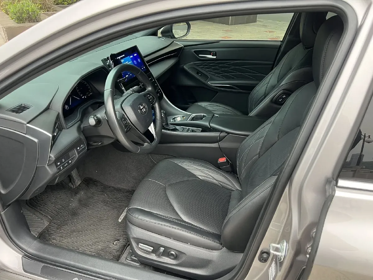 2023 Toyota Avalon 2.5L 207HP L4 8AT,autocango,china used car exporter,china ev exporter,chinese used car exporter,chinese used ev exporter