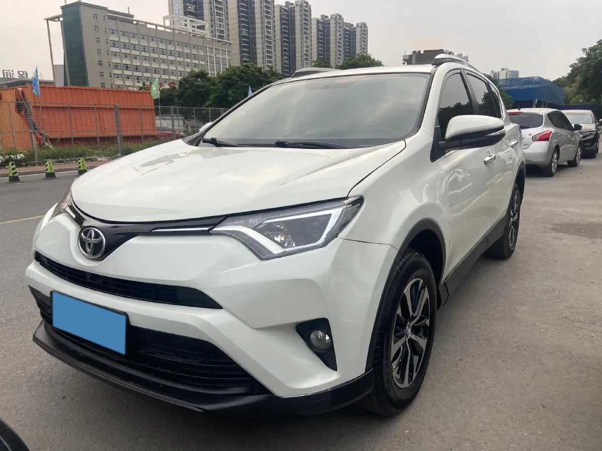 2018 Toyota RAV4 2.0L 151HP L4 CVT,autocango,china used car exporter,china ev exporter,chinese used car exporter,chinese used ev exporter