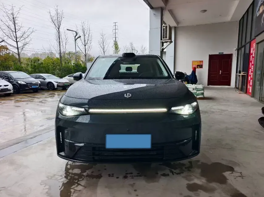 2024 Leapmotor C10 1.5L 95HP L4 REEV 28.4KWH,autocango,china used car exporter,china ev exporter,chinese used car exporter,chinese used ev exporter