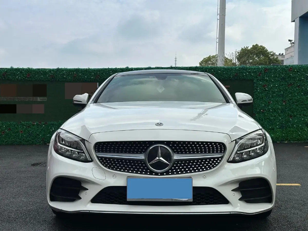2020 Mercedes-Benz C Class 1.5T 184HP L4 9AT,autocango,china used car exporter,china ev exporter,chinese used car exporter,chinese used ev exporter