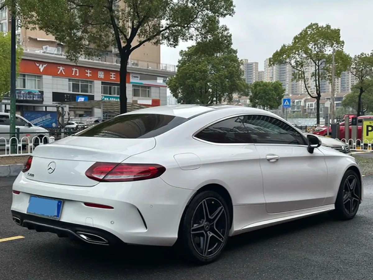 2020 Mercedes-Benz C Class 1.5T 184HP L4 9AT,autocango,china used car exporter,china ev exporter,chinese used car exporter,chinese used ev exporter