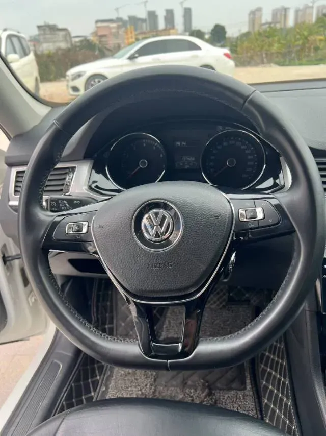 2017 Volkswagen Bora 1.4T 131HP L4 7DCT,autocango,china used car exporter,china ev exporter,chinese used car exporter,chinese used ev exporter