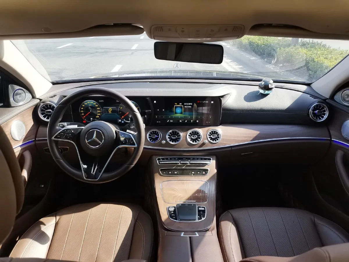 2022 Mercedes-Benz E Class 2.0T 258HP L4 9AT,autocango,china used car exporter,china ev exporter,chinese used car exporter,chinese used ev exporter