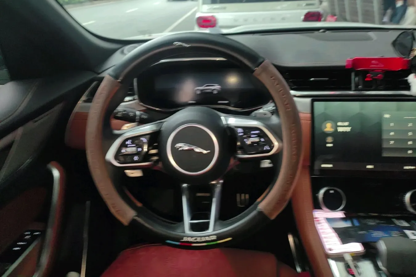 2024 Jaguar F-PACE 2.0T 250HP L4 8AT,autocango,china used car exporter,china ev exporter,chinese used car exporter,chinese used ev exporter