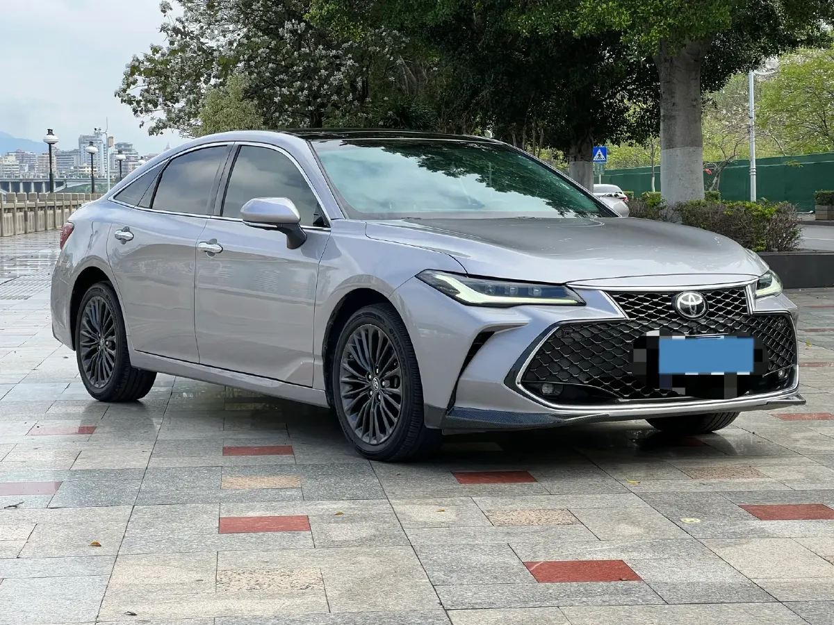 2022 Toyota Avalon 2.5L 209HP L4 8AT,autocango,china used car exporter,china ev exporter,chinese used car exporter,chinese used ev exporter