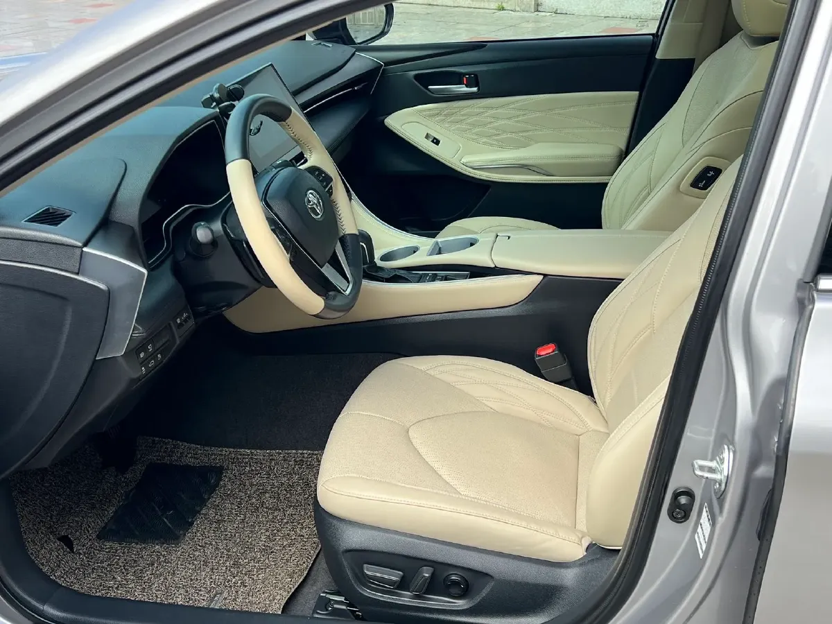 2022 Toyota Avalon 2.5L 209HP L4 8AT,autocango,china used car exporter,china ev exporter,chinese used car exporter,chinese used ev exporter