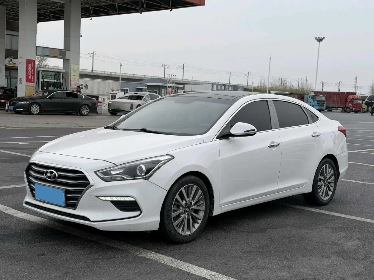2017 Hyundai Mistra 1.8L 143HP L4 6AT,autocango,china used car exporter,china ev exporter,chinese used car exporter,chinese used ev exporter