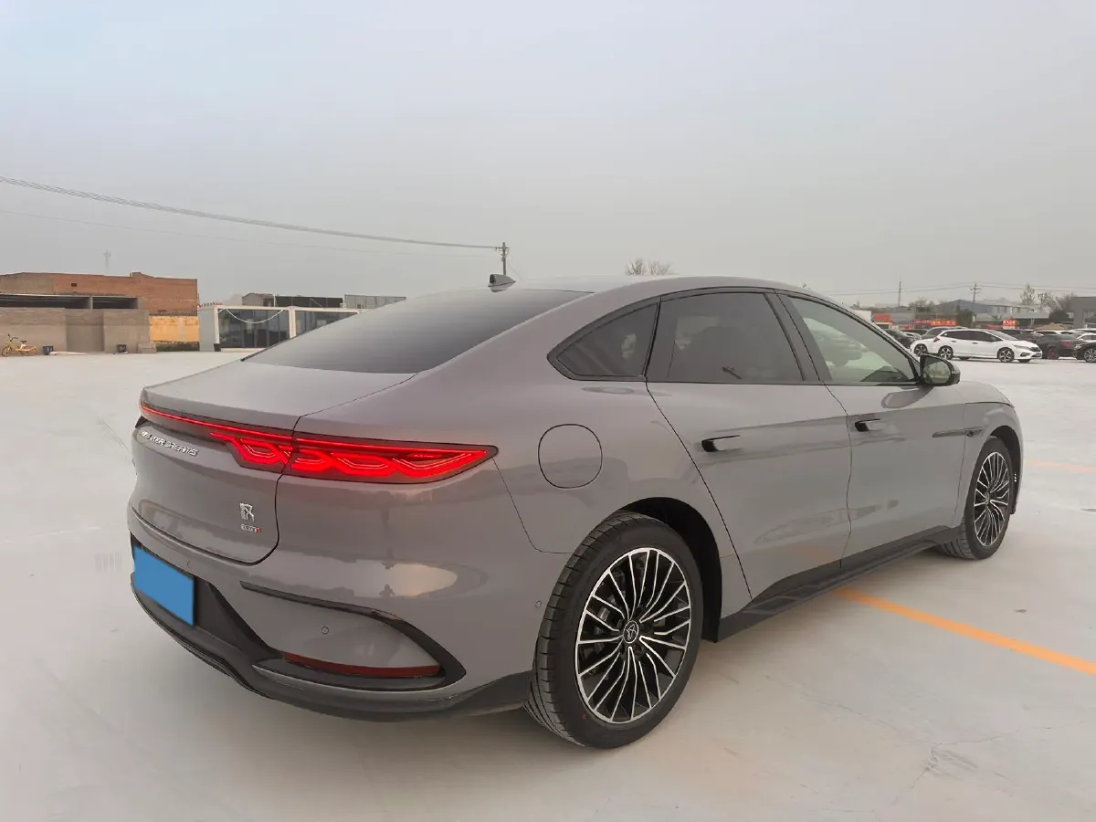 2025 BYD Han 1.5T 156HP L4 E-CVT PHEV,autocango,china used car exporter,china ev exporter,chinese used car exporter,chinese used ev exporter