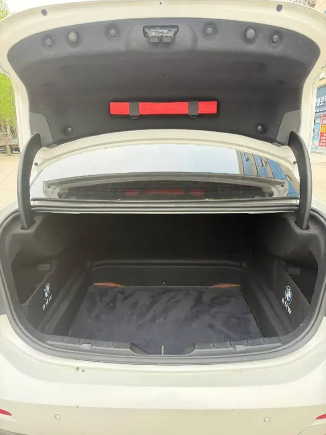 2021 BMW 1 Series 2.0T 192HP L4 7DCT,autocango,china used car exporter,china ev exporter,chinese used car exporter,chinese used ev exporter