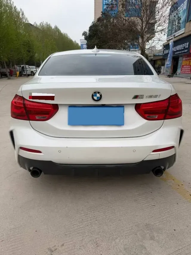 2021 BMW 1 Series 2.0T 192HP L4 7DCT,autocango,china used car exporter,china ev exporter,chinese used car exporter,chinese used ev exporter