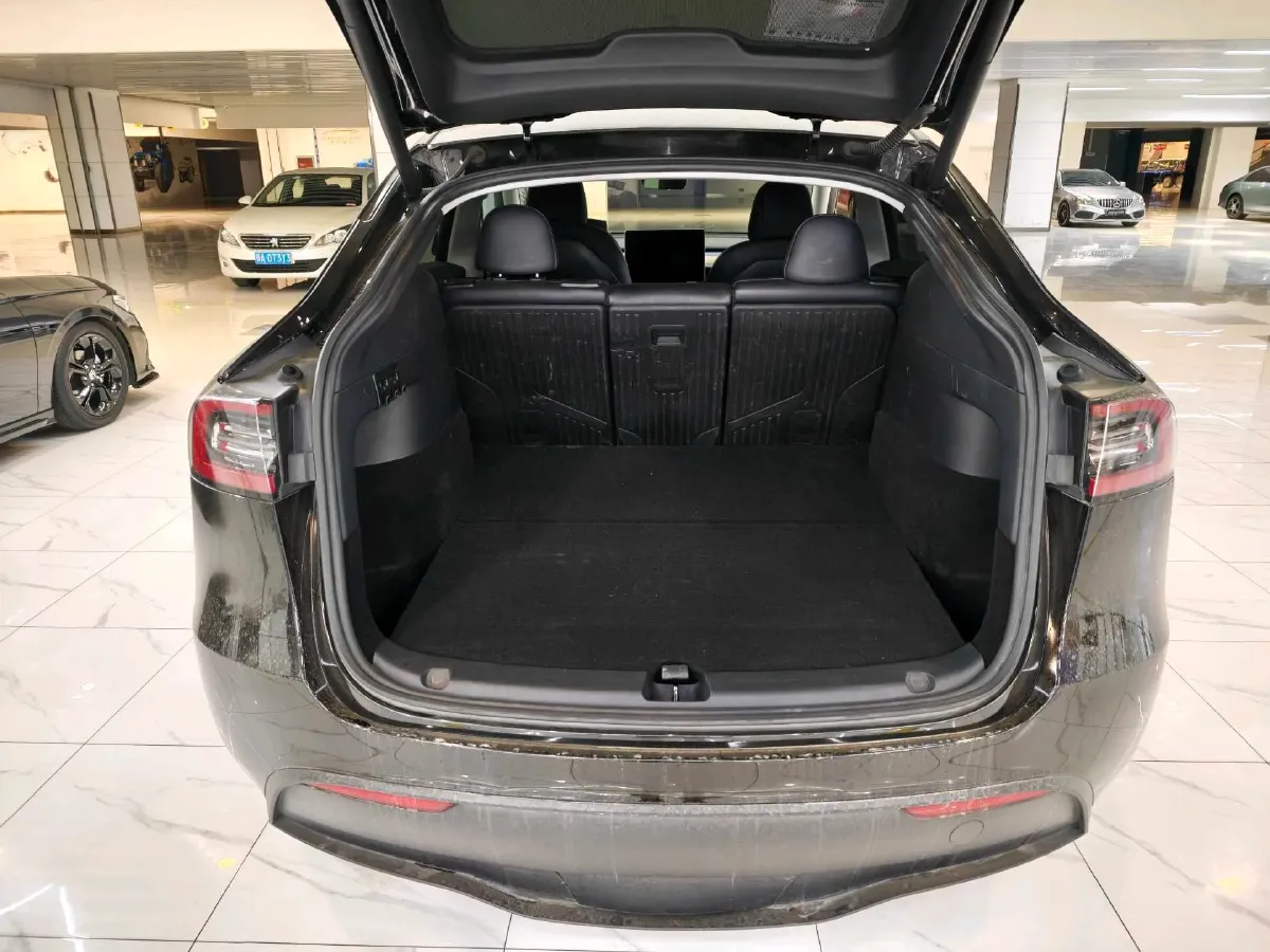 2022 Tesla Model Y BEV 60KWH,autocango,china used car exporter,china ev exporter,chinese used car exporter,chinese used ev exporter