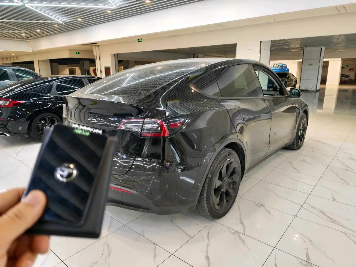 2022 Tesla Model Y BEV 60KWH,autocango,china used car exporter,china ev exporter,chinese used car exporter,chinese used ev exporter