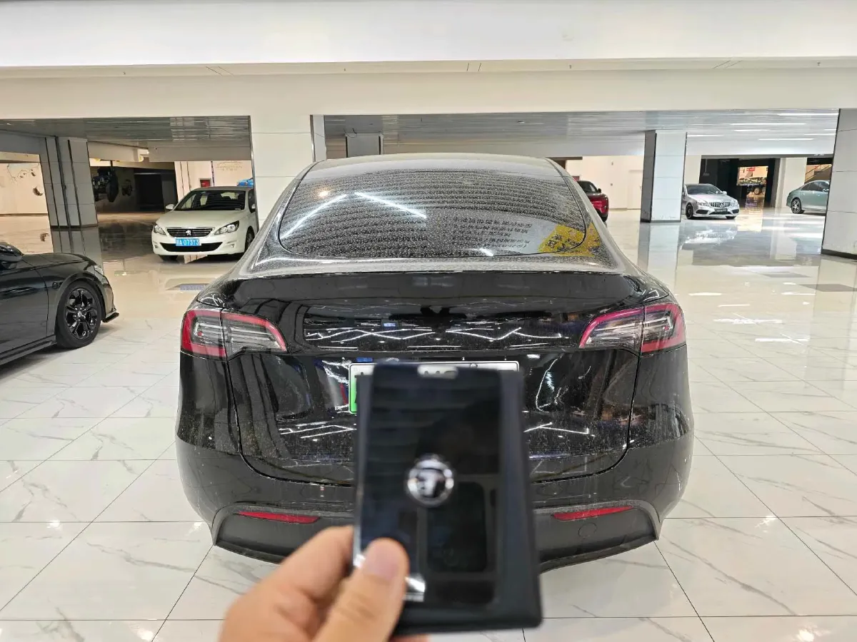 2022 Tesla Model Y BEV 60KWH,autocango,china used car exporter,china ev exporter,chinese used car exporter,chinese used ev exporter