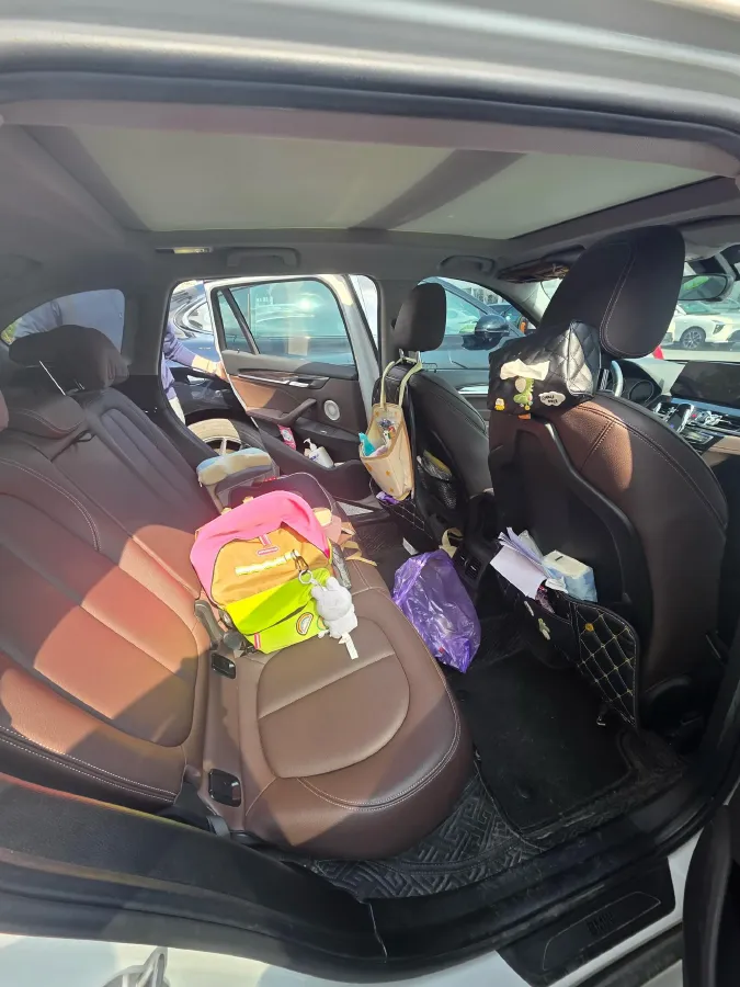 2021 BMW X1 2.0T 192HP L4 8AT,autocango,china used car exporter,china ev exporter,chinese used car exporter,chinese used ev exporter