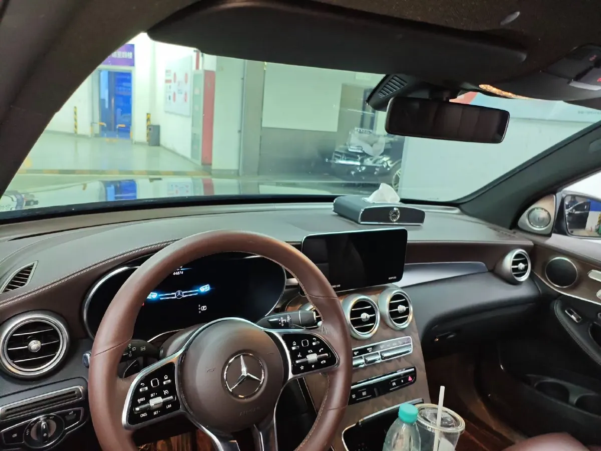 2022 Mercedes-Benz GLC Class 2.0T 258HP L4 9AT,autocango,china used car exporter,china ev exporter,chinese used car exporter,chinese used ev exporter