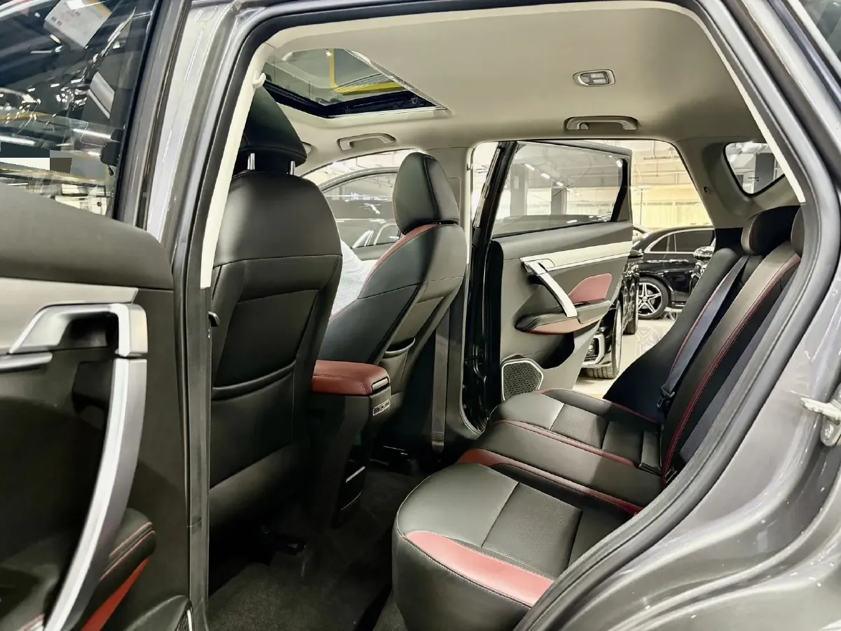 2021 Geely Coolray 1.4T 141HP L4 6DCT,autocango,china used car exporter,china ev exporter,chinese used car exporter,chinese used ev exporter