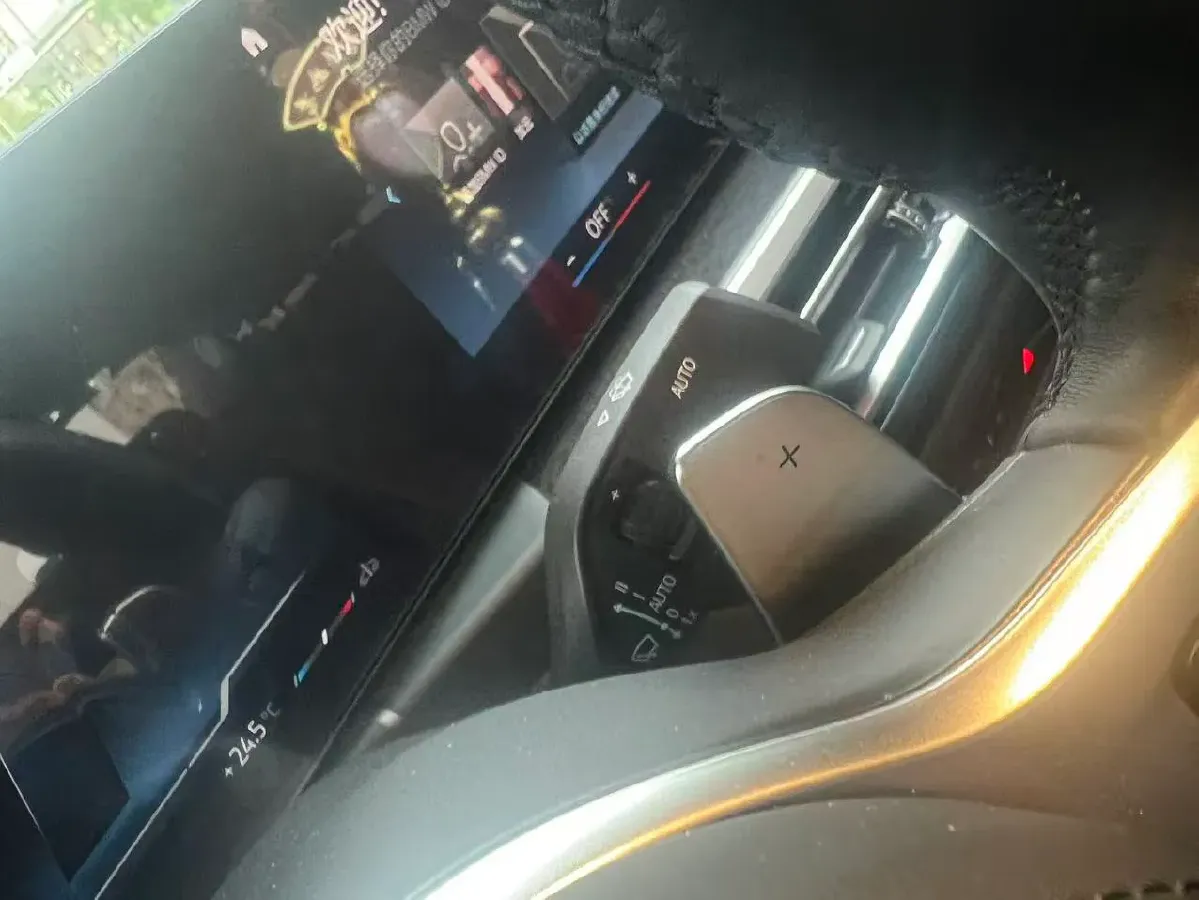 2023 BMW 3 Series 2.0T 184HP L4 8AT,autocango,china used car exporter,china ev exporter,chinese used car exporter,chinese used ev exporter