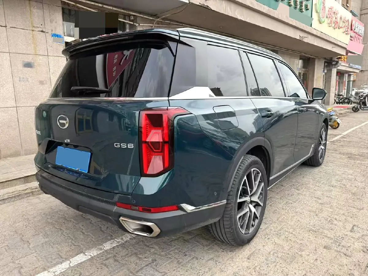 2022 GAC Trumpchi GS8 2.0T 252HP L4 8AT,autocango,china used car exporter,china ev exporter,chinese used car exporter,chinese used ev exporter