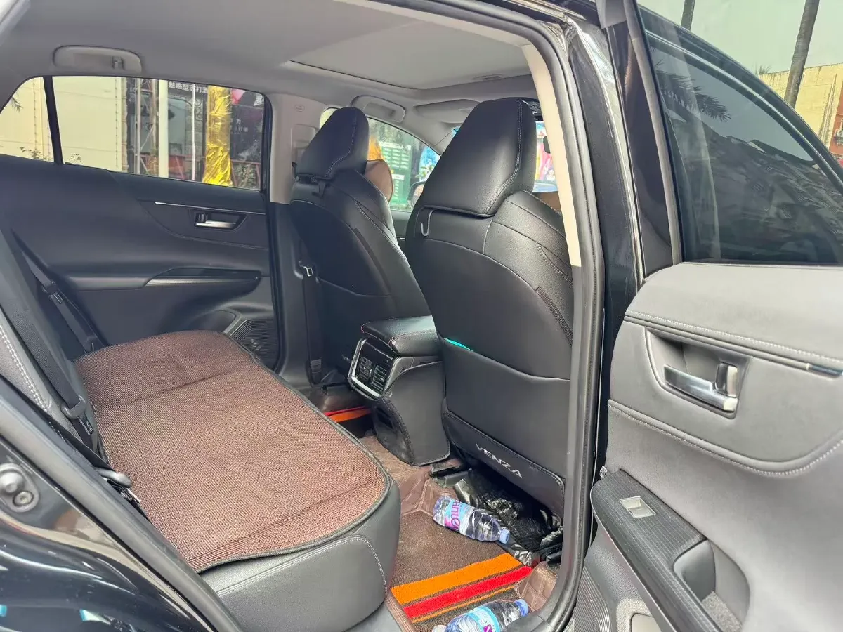 2022 Toyota Venza 2.0L 171HP L4 CVT,autocango,china used car exporter,china ev exporter,chinese used car exporter,chinese used ev exporter