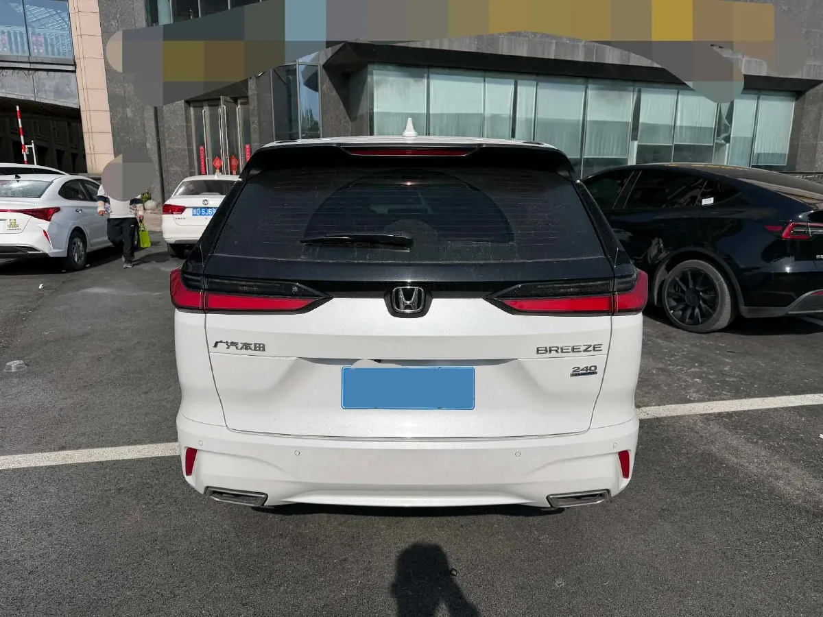2025 Honda Breeze 1.5T 193HP L4 CVT,autocango,china used car exporter,china ev exporter,chinese used car exporter,chinese used ev exporter