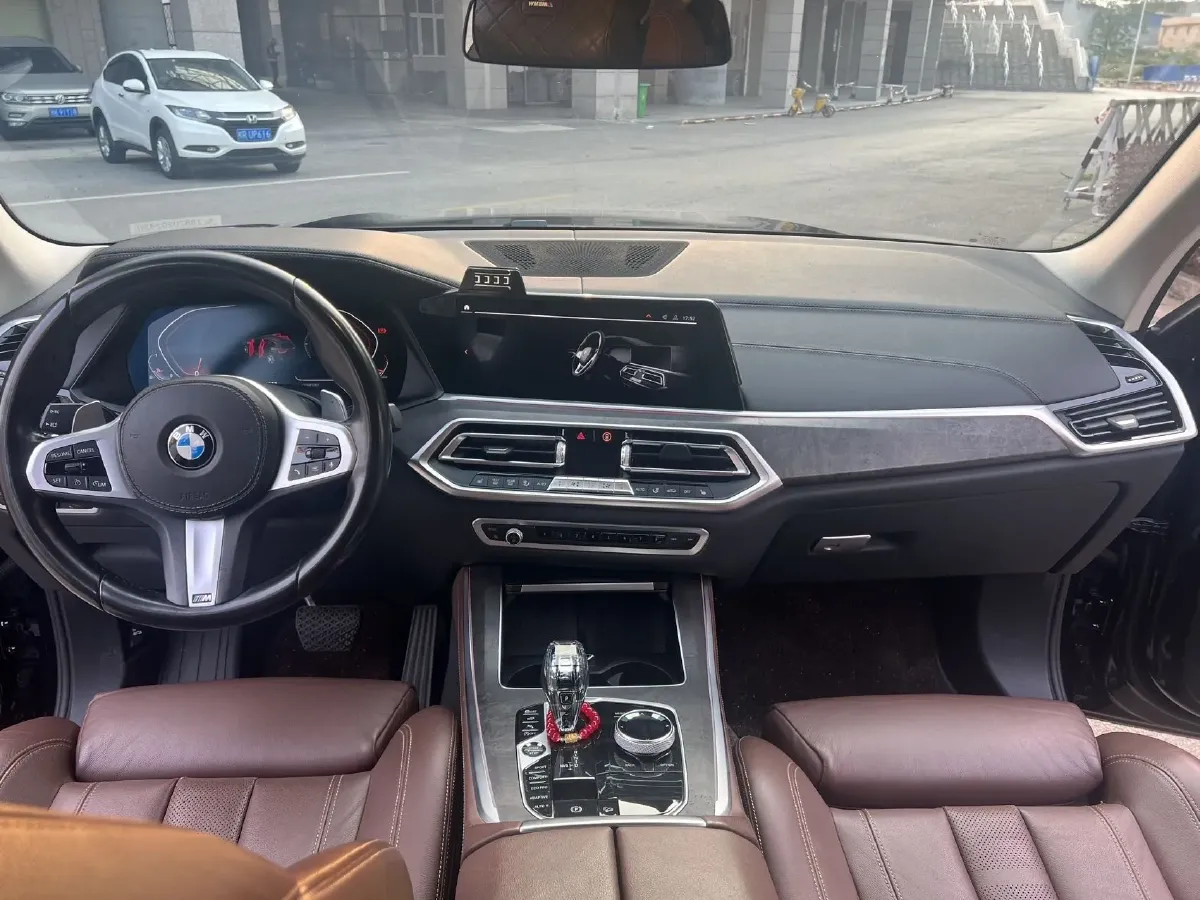 2021 BMW X5 3.0T 340HP L6 8AT,autocango,china used car exporter,china ev exporter,chinese used car exporter,chinese used ev exporter