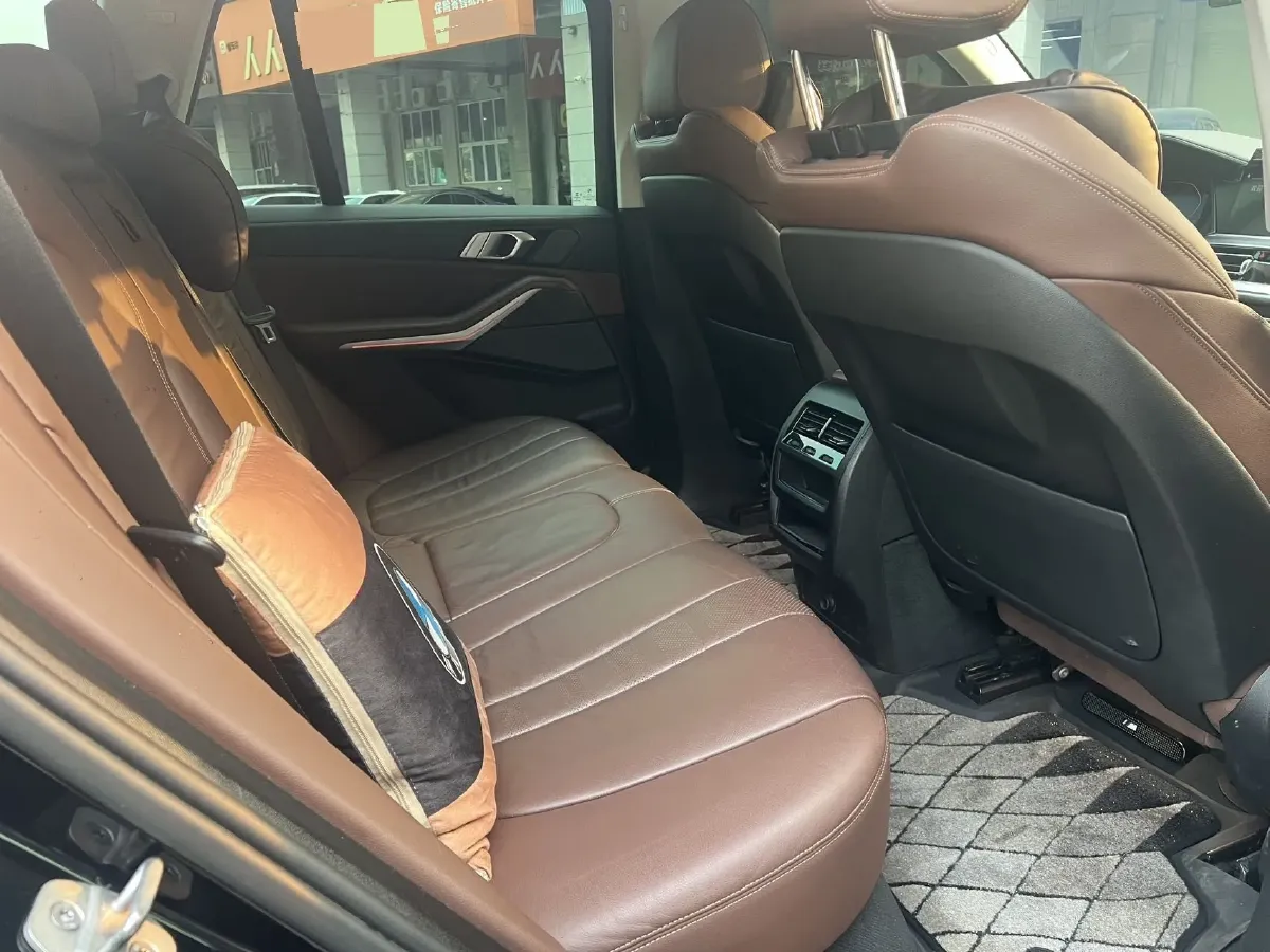2021 BMW X5 3.0T 340HP L6 8AT,autocango,china used car exporter,china ev exporter,chinese used car exporter,chinese used ev exporter