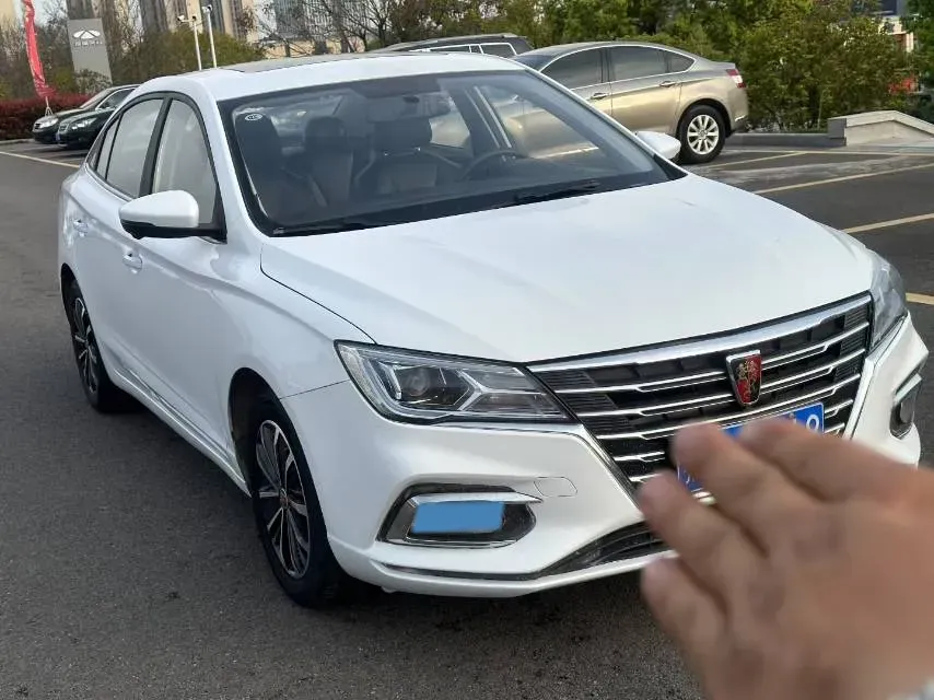 2019 Roewe i5 1.5L 120HP L4 CVT,autocango,china used car exporter,china ev exporter,chinese used car exporter,chinese used ev exporter