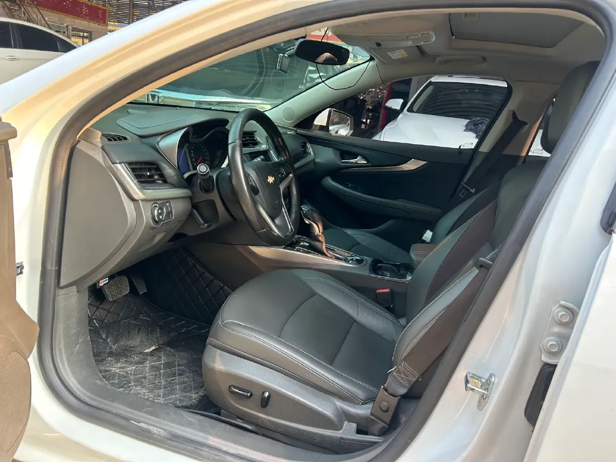 2018 Chevrolet Malibu 1.5T 170HP L4 6AT,autocango,china used car exporter,china ev exporter,chinese used car exporter,chinese used ev exporter