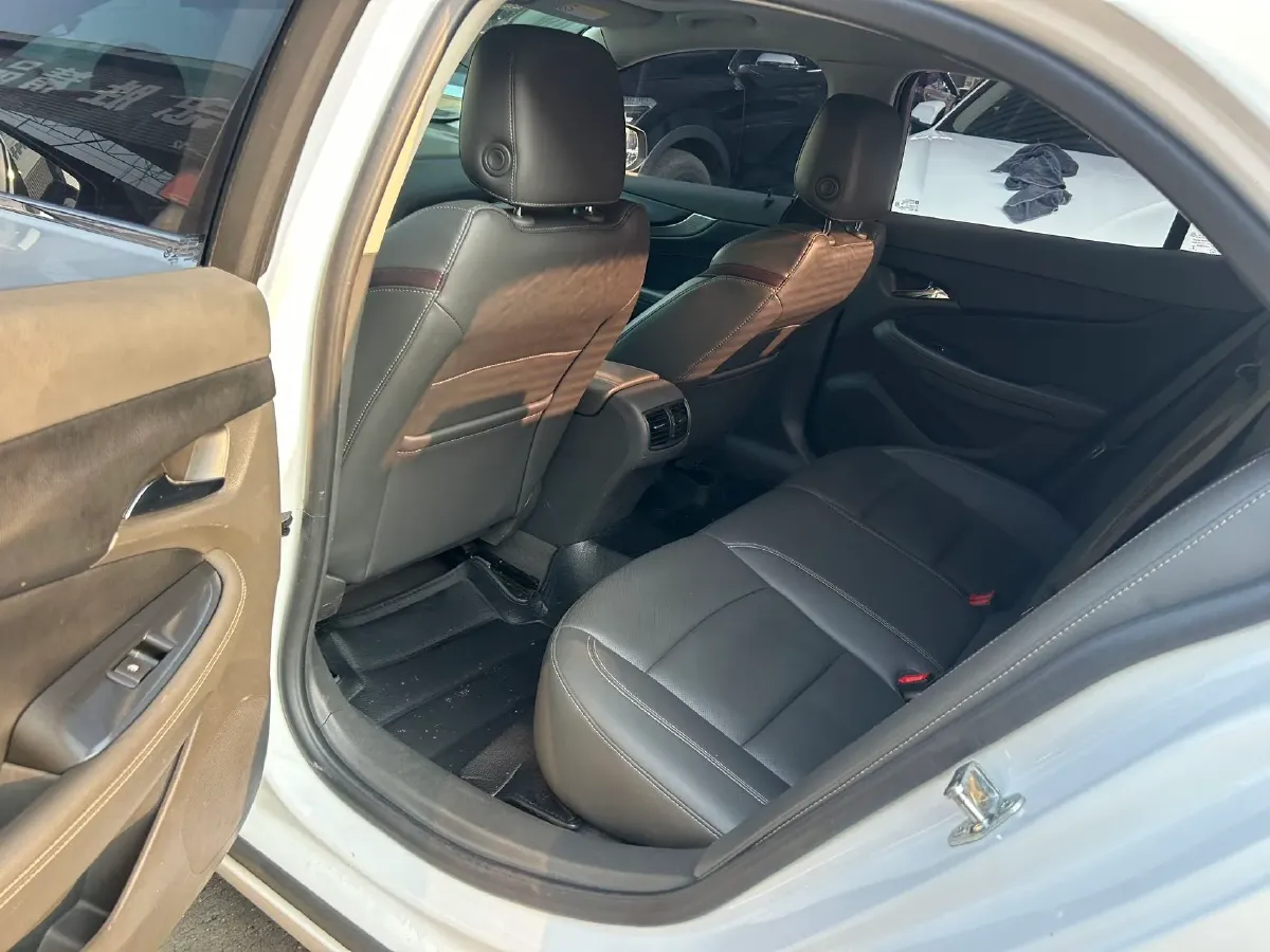 2018 Chevrolet Malibu 1.5T 170HP L4 6AT,autocango,china used car exporter,china ev exporter,chinese used car exporter,chinese used ev exporter