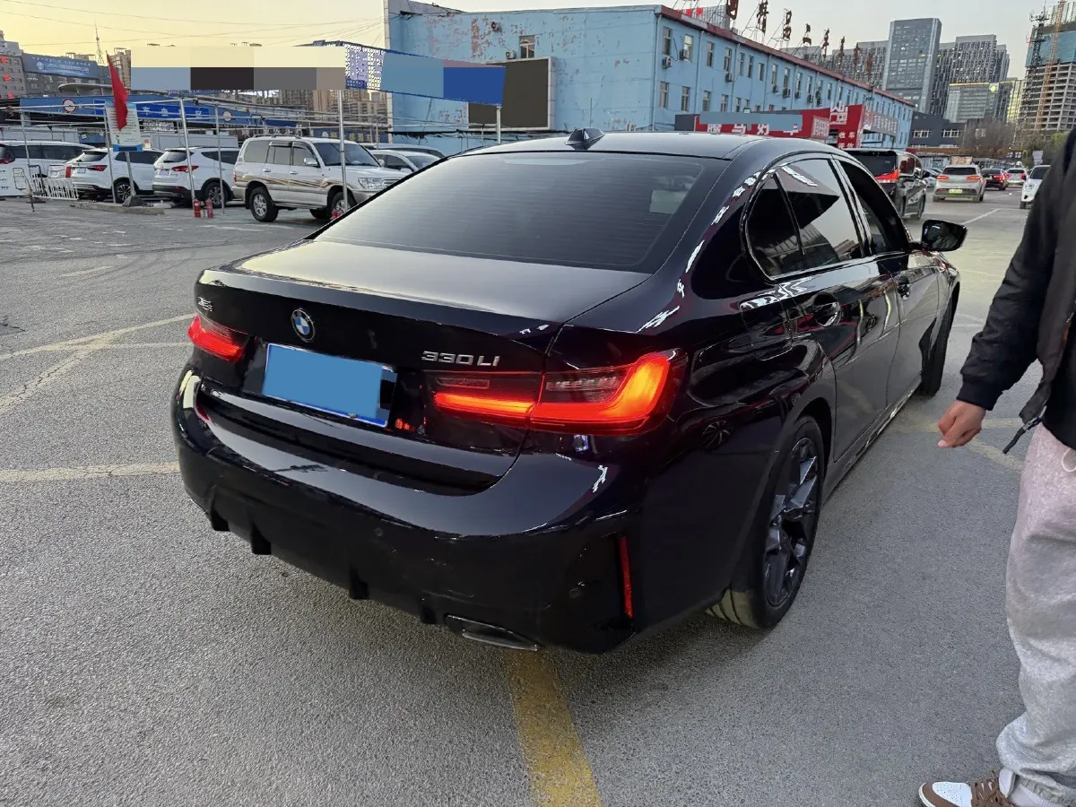 2025 BMW 3 Series 2.0T 245HP L4 8AT,autocango,china used car exporter,china ev exporter,chinese used car exporter,chinese used ev exporter