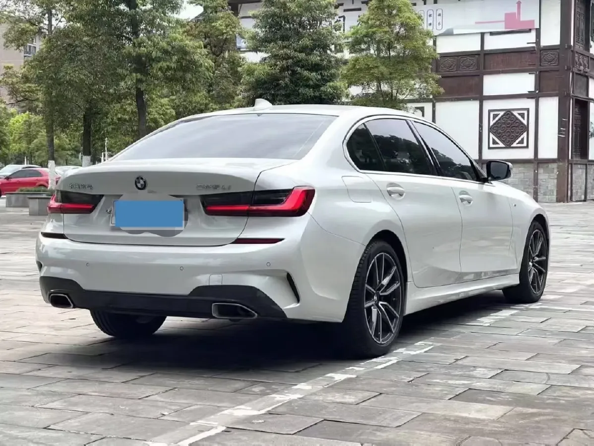 2022 BMW 3 Series 2.0T 184HP L4 8AT,autocango,china used car exporter,china ev exporter,chinese used car exporter,chinese used ev exporter