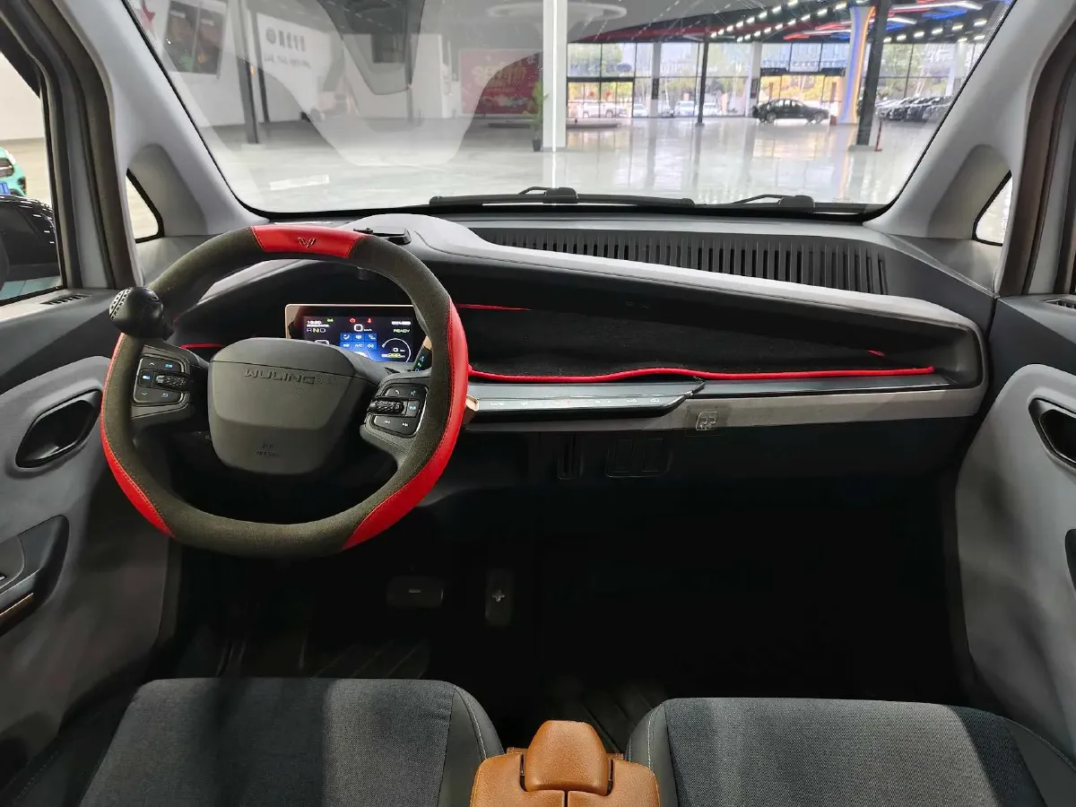 2021 WuLing Nano EV BEV 28KWH,autocango,china used car exporter,china ev exporter,chinese used car exporter,chinese used ev exporter