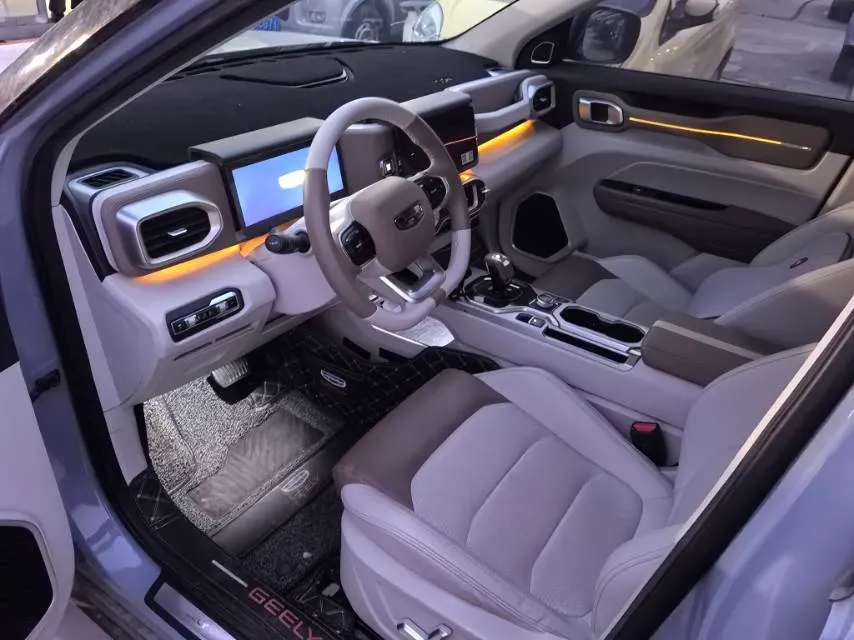 2020 Geely ICON 1.5T 177HP L3 7DCT,autocango,china used car exporter,china ev exporter,chinese used car exporter,chinese used ev exporter